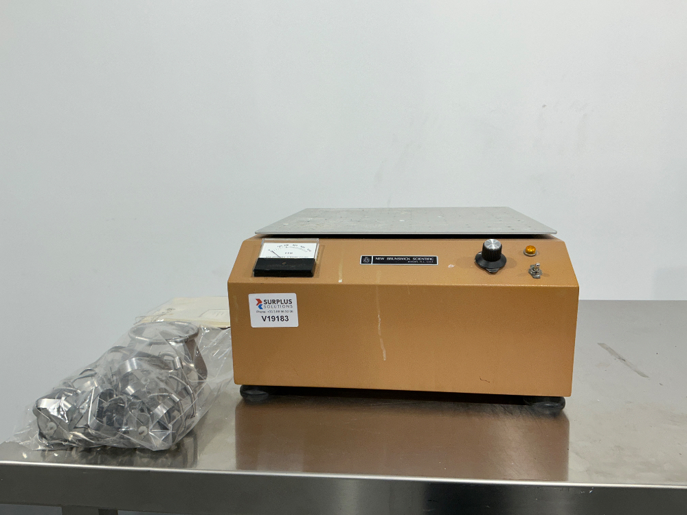 Image of New Brunswick Scientific G-33 Gyrotory